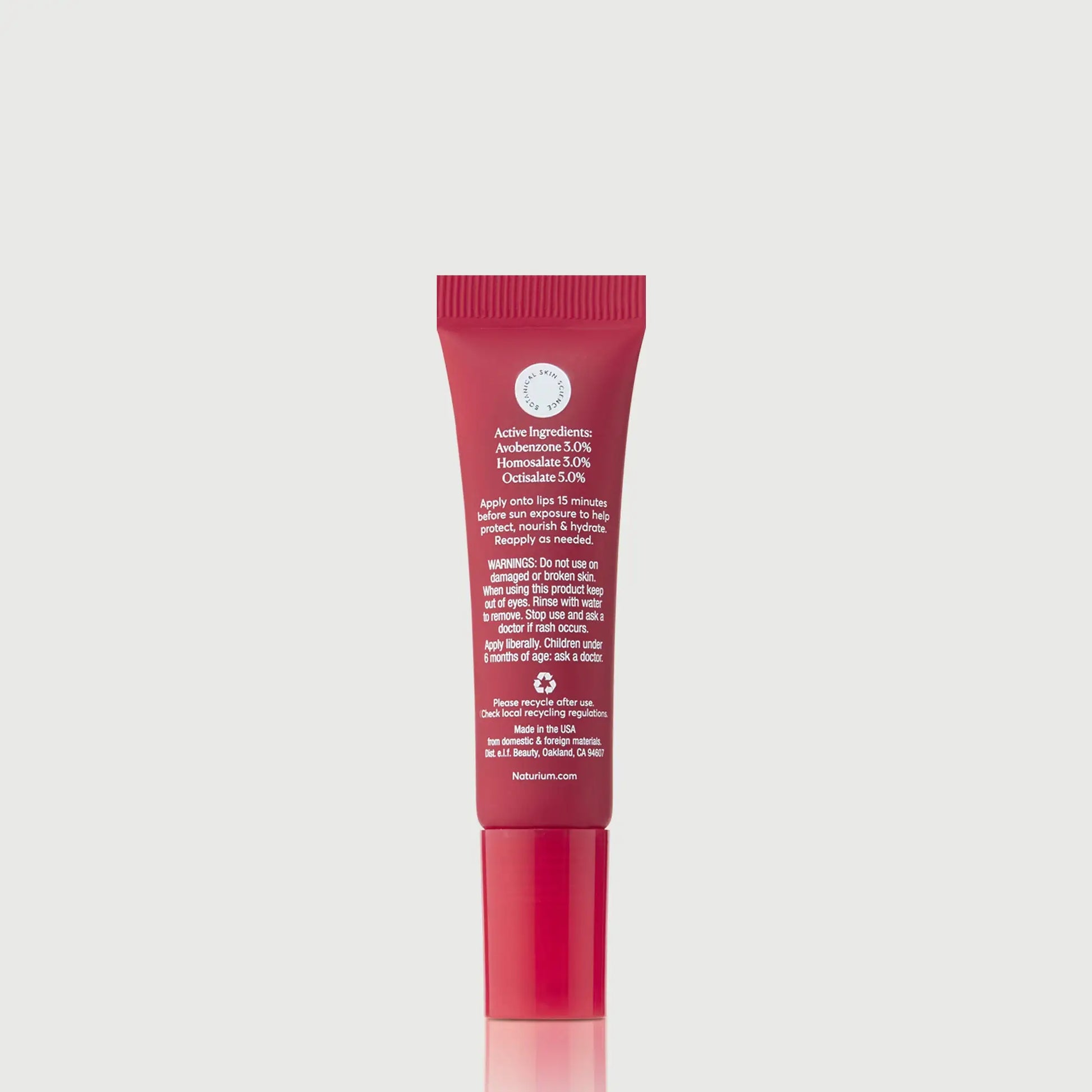 phyto-glow-lip-balm-spf-45-oasis-e5 NATR-10125_PhytoGlow_SPF_Oasis_primary_capon_back_bonebkgd_1.webp